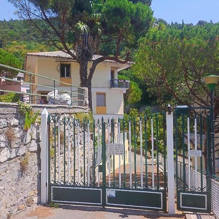 Forti Genova-Free Parking Castellaccio Apartment 2 Exterior photo