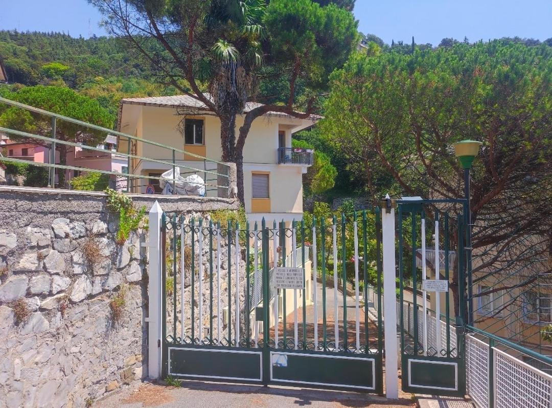 Forti Genova-Free Parking Castellaccio Apartment 2 Exterior photo